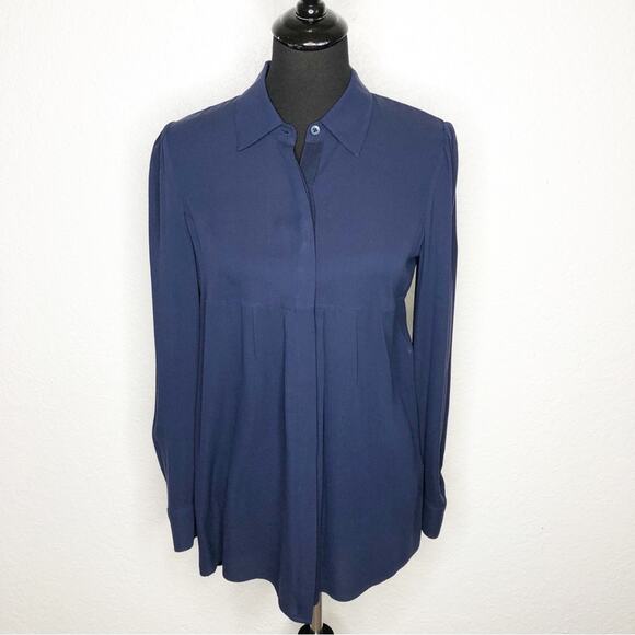 Alice & Olivia Employed navy blue silk blend button down top size Medium - Picture 1 of 15